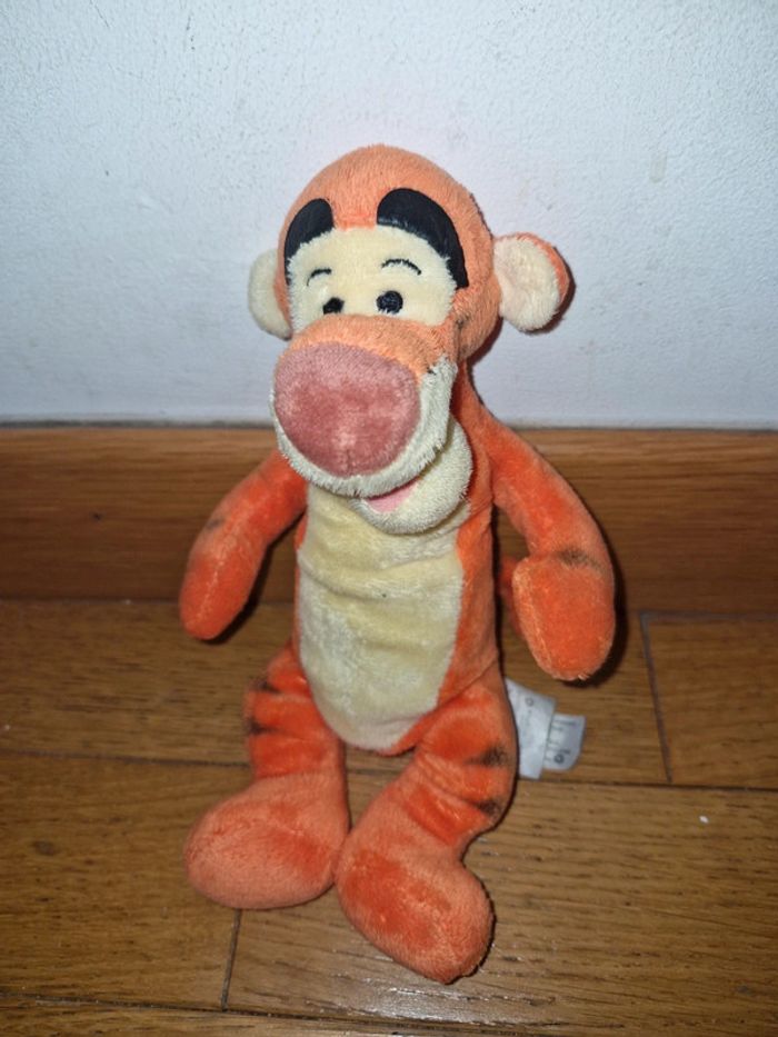 Peluche Tigrou Disney store