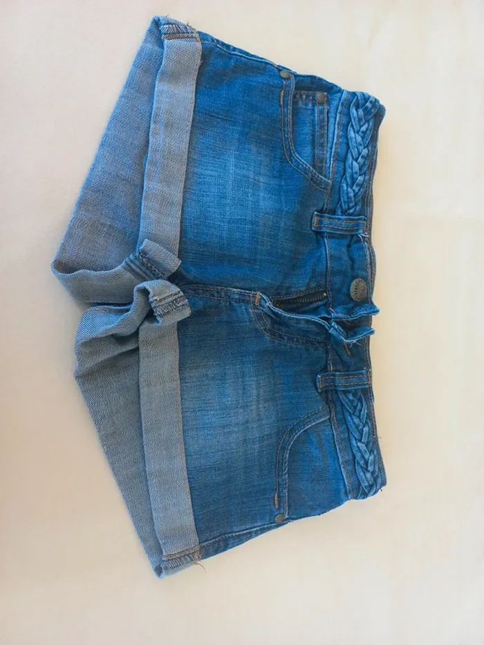 Short Jennyfer 1 article acheté=1 gratuit