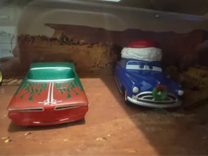 Coffret de Noël Cars (Ramone yeux fermés) - photo numéro 4