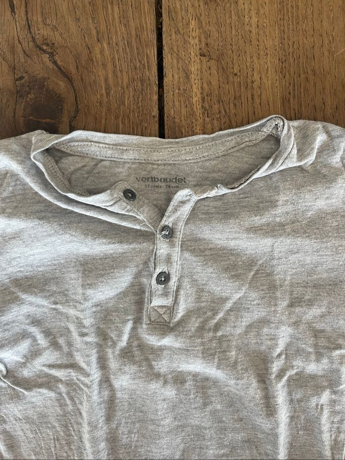 Lot t-shirt manches longues taille 9-12 mois - photo numéro 8