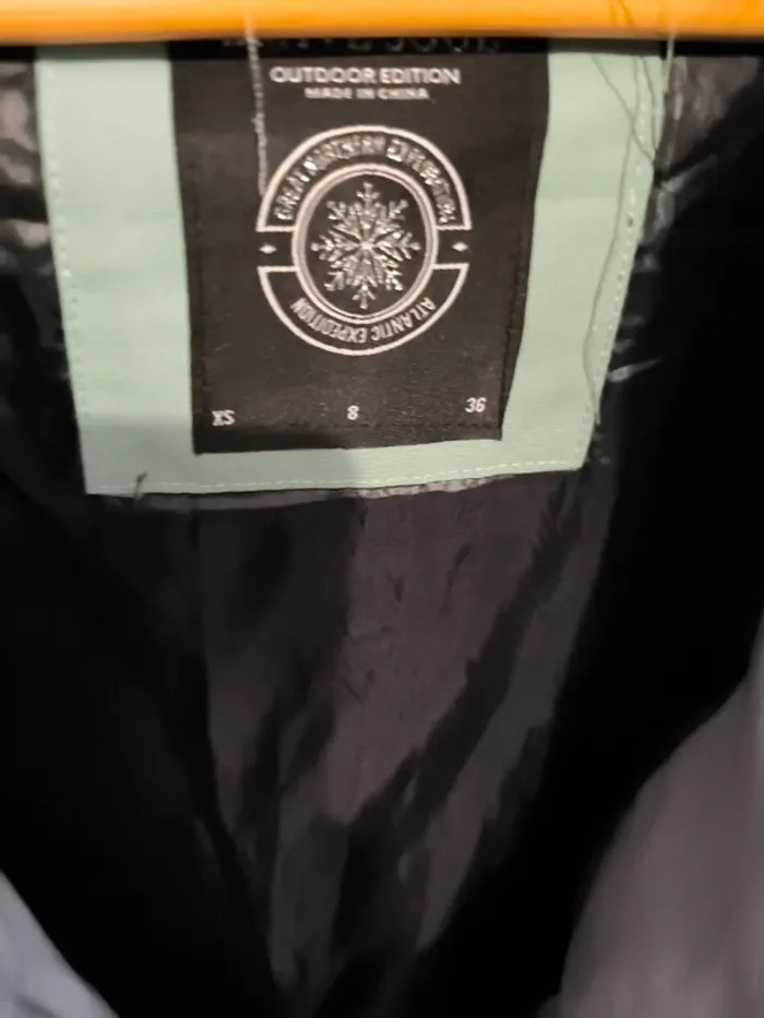 Magnifique parka neuve - photo numéro 7