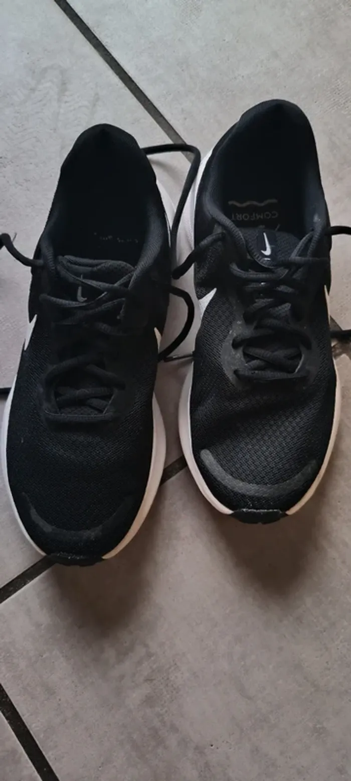 Basket nike 36.5 - photo numéro 2