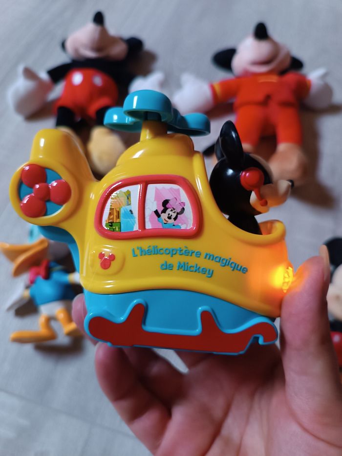 Peluche/figurine+voiture Mickey - photo numéro 3