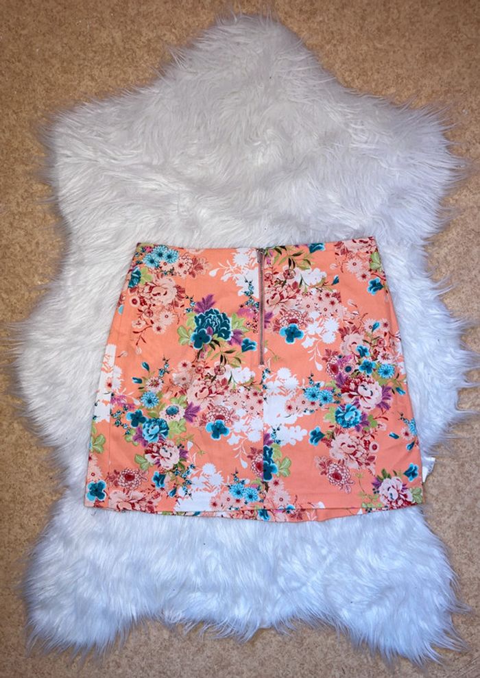 Jupe Stradivarius – Look Bohème motifs fleuris orange corail taille 36/S - photo numéro 5