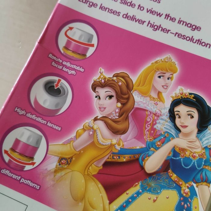 Lampe à histoires projecteur Disney 3 disques - 24 images princesses - photo numéro 2