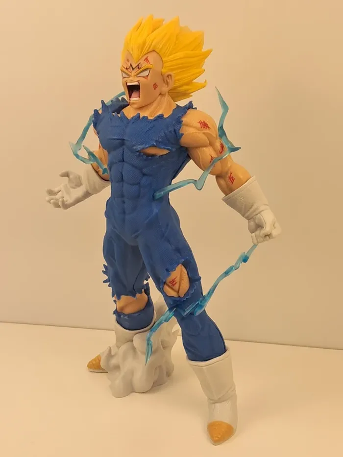 Figurine Dragon Ball Z - Vegeta enragé Super Saiyan - photo numéro 6