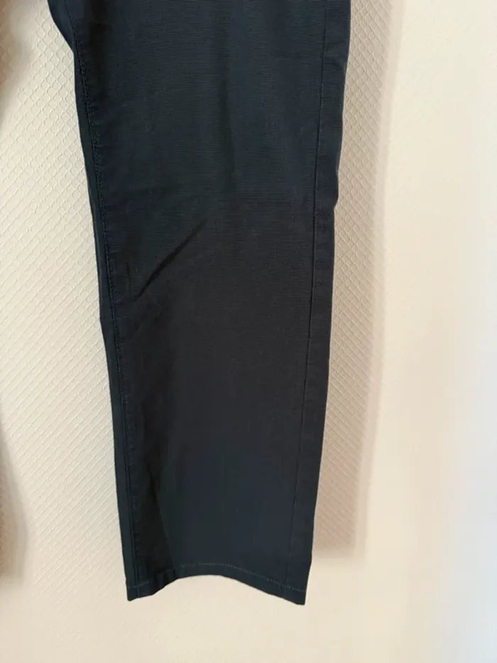 Pantalon droit bleu marine pierre cardin en très bon état - photo numéro 6