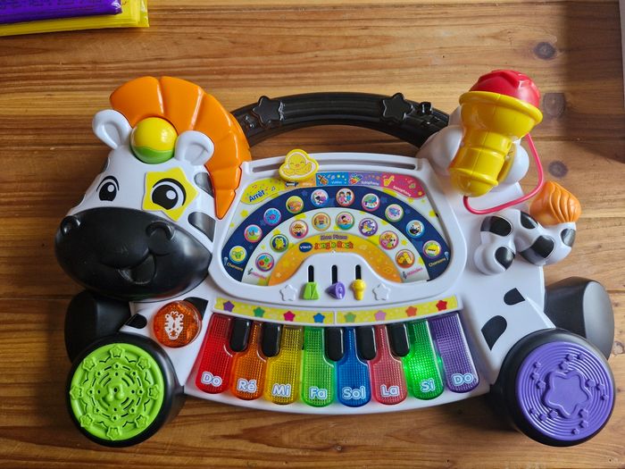 Piano rock Zèbre Vtech et jeu Montessori calcul - photo numéro 2