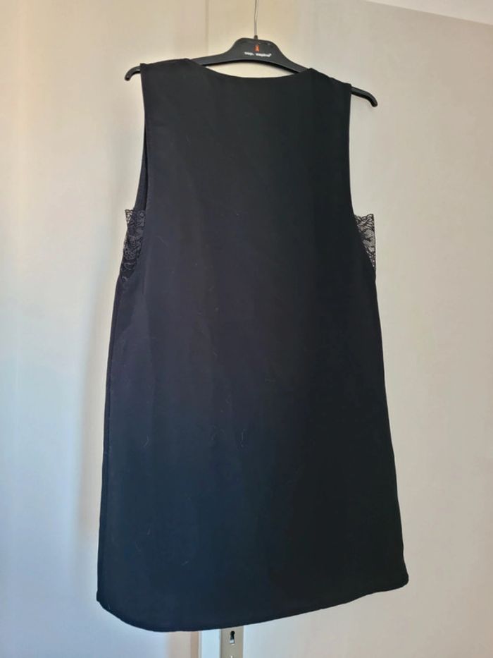 Robe noire manche courte - photo numéro 4
