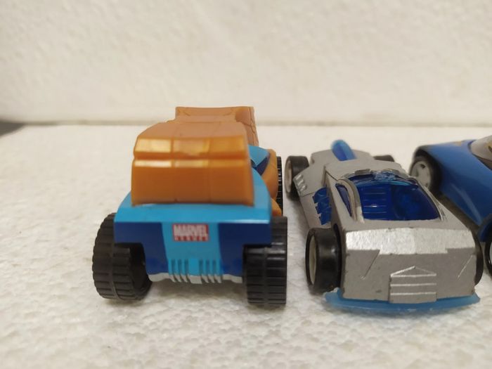 5 petites voitures majorette lot  m1 - photo numéro 3