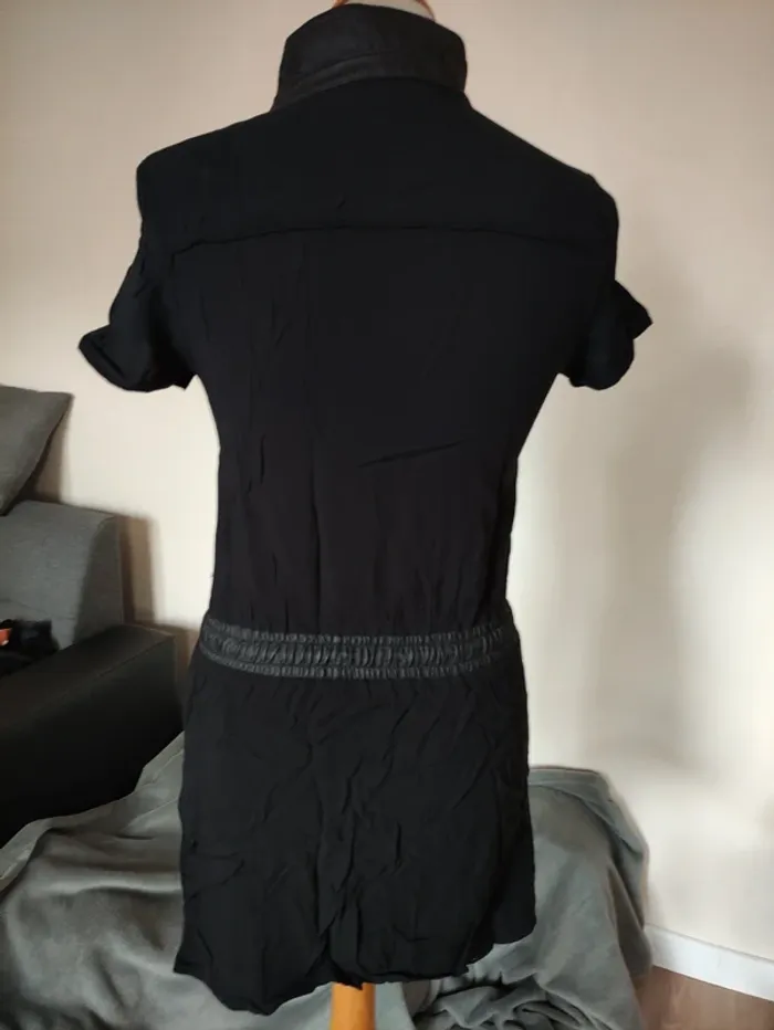 Robe noire fluide double matière - photo numéro 7