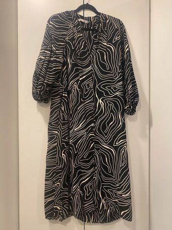 Robe Zara L