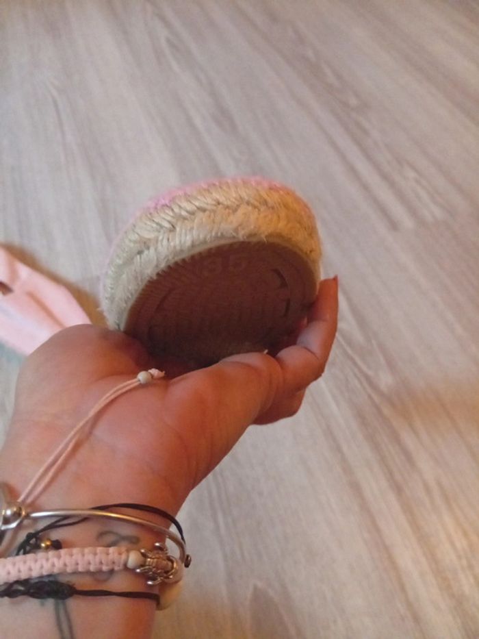 Espadrilles neuve - photo numéro 2