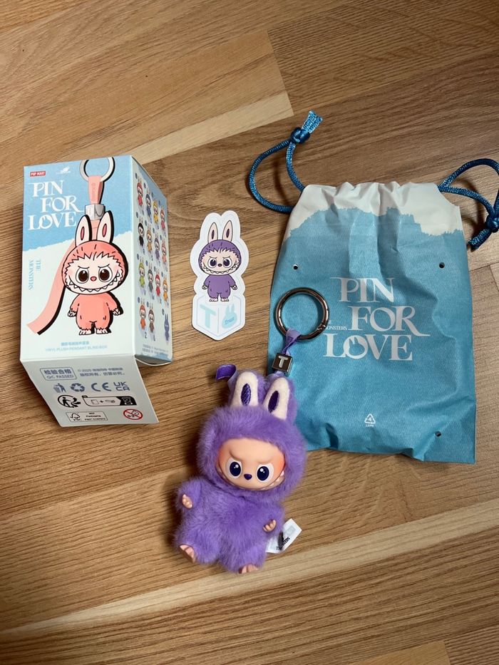 Labubu Pin for Love T