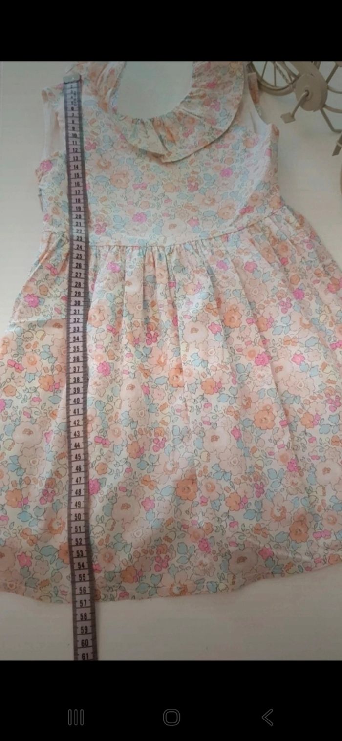 Robe Liberty taille 5 ans 🪷 - photo numéro 10