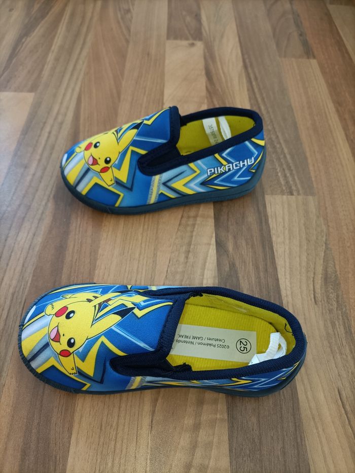 Chaussons pokemon 25 - photo numéro 7
