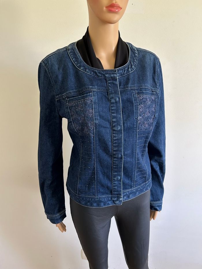Veste en jean bleue marine Jacqueline Riu taille 38 excellent état - photo numéro 2