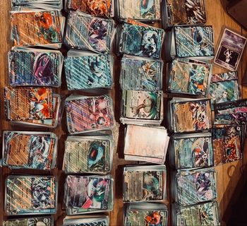 Lot 101 cartes Pokémon FR+ 1 ultra rare 20Holo/Reverse +Sans double 
