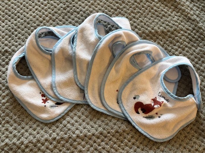 Lot bavoirs - photo numéro 2