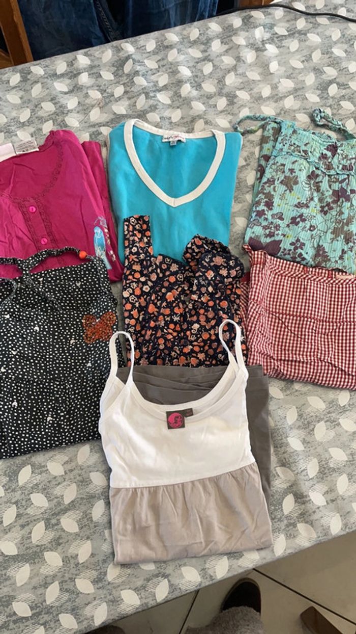 Lot 7 débardeurs 12 ans