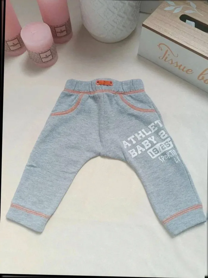 Jogging coupe sarouel Kiabi garçon 6 mois