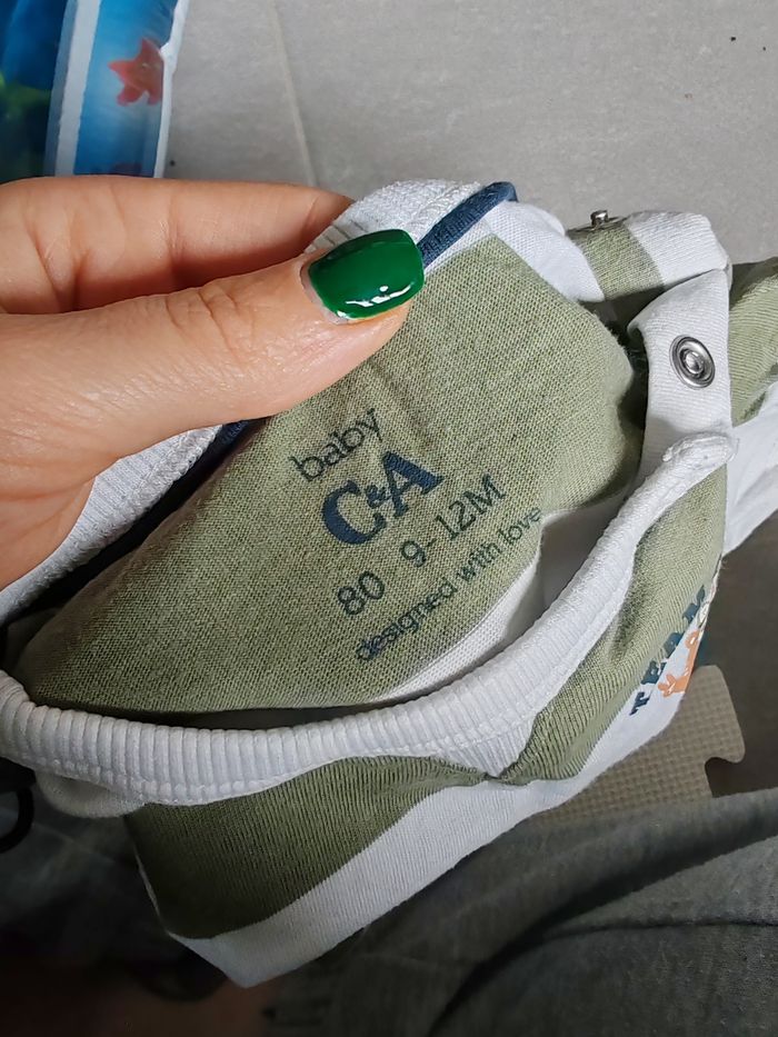 T-shirt C&a 80 ours 9/12m - photo numéro 2