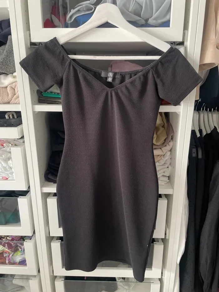 Robe noire Missguided