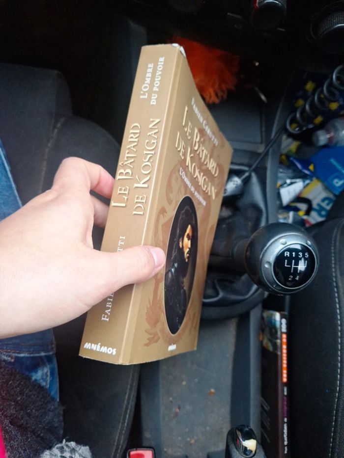 Livre l'ombre du pouvoir - photo numéro 2