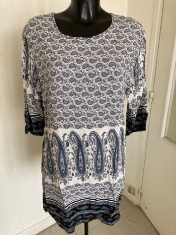 Robe fluide et légère ou longue tunique taille 40/L