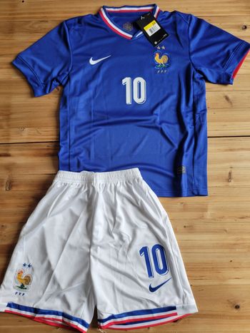 Ensemble Kylian Mbappé 