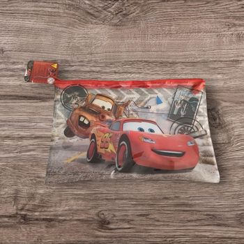 Trousse Cars – Neuve avec étiquette 🚗