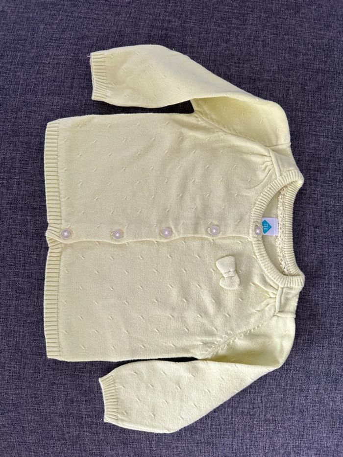 Lot gilets 9 mois - photo numéro 2