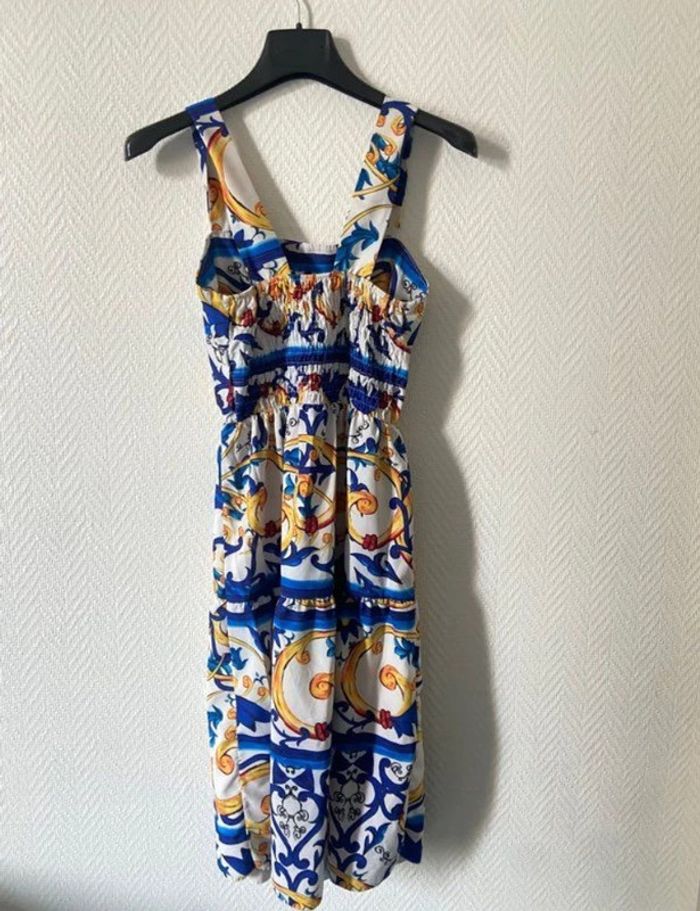 Robe fleurie d’été - photo numéro 2