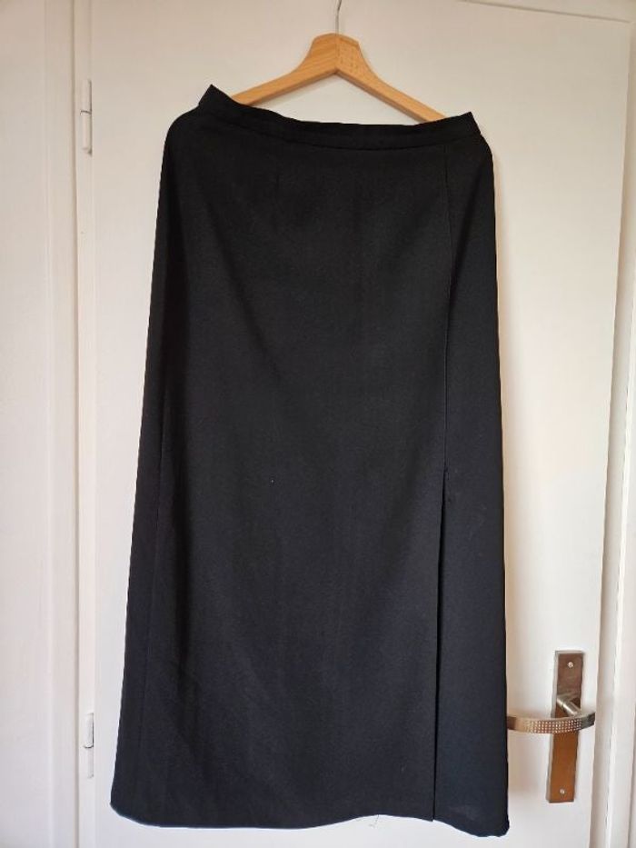 Jupe droite taille 40/42 Galeries Lafayette