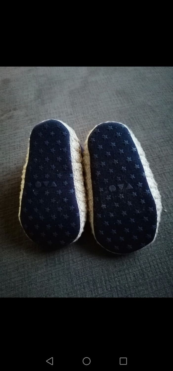 Chaussure bébé - photo numéro 3
