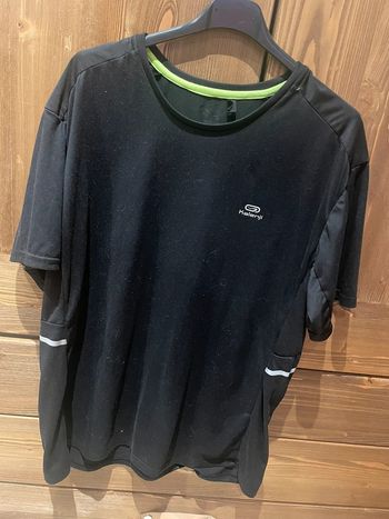 Tee shirt noir course