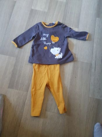 Ensemble et chaussettes 6 mois