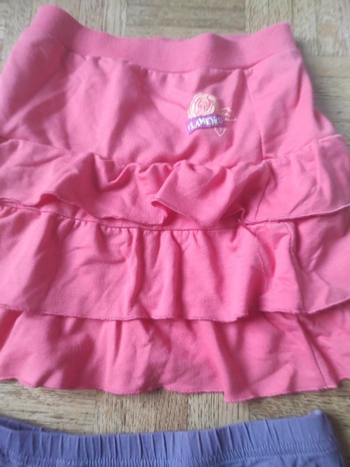Lot 2 jupes 5 ans - photo numéro 3