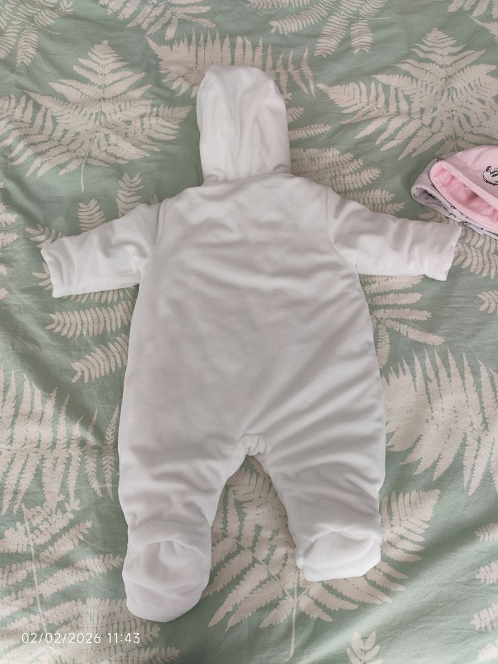 Combipilote Minnie + 2 bonnets 1-3mois - photo numéro 3