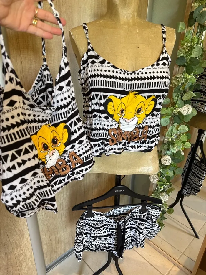 Ensemble roi lion pyjama short et 2 tops bretelles