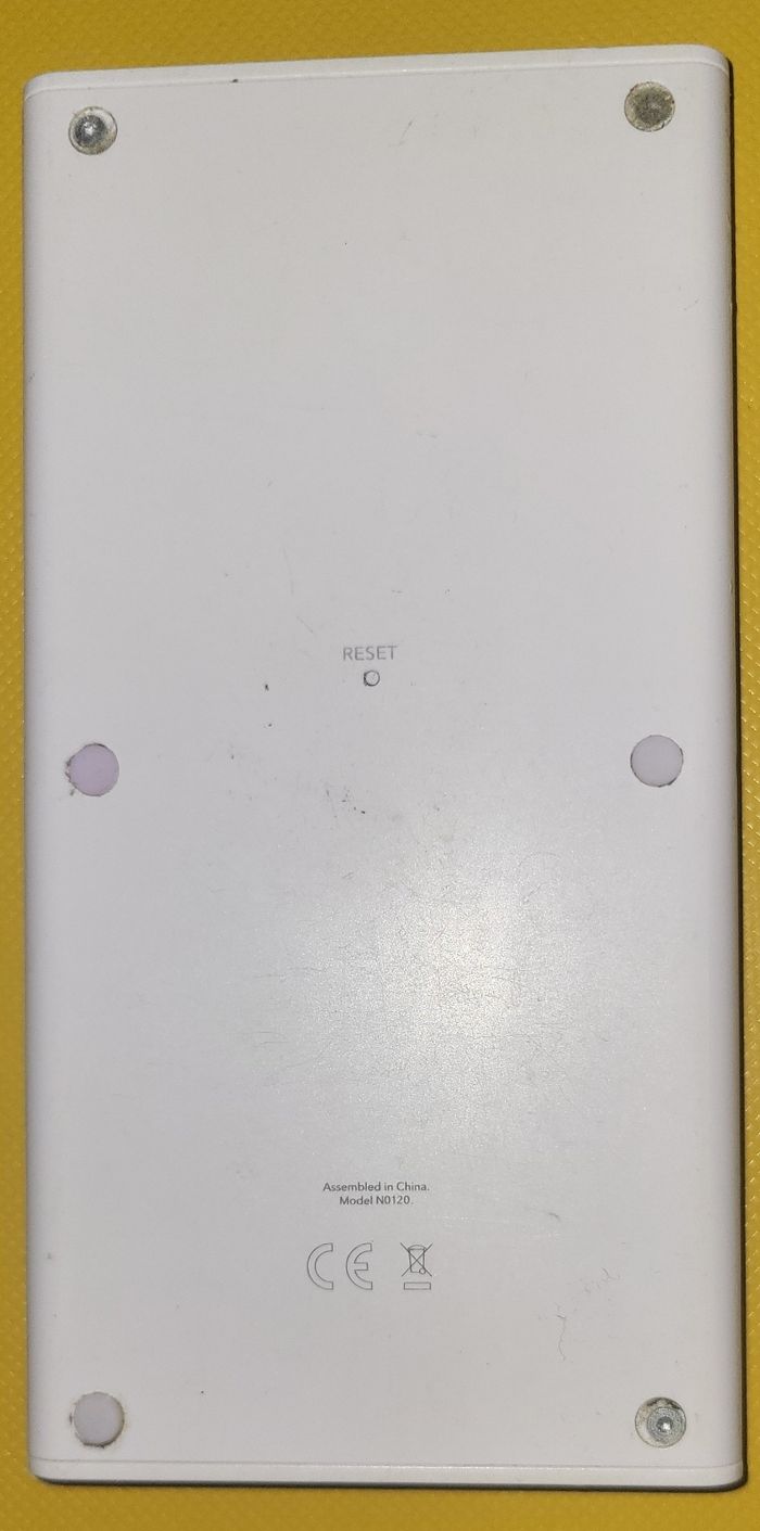 calculatrice graphique numworks python en très bon état 
Impossible de remettre la main sur la boîte 😅
Prix : 70 euros 
Remise en main propre possible a Rueil-Malmaison (Secteur place besche) - photo numéro 2