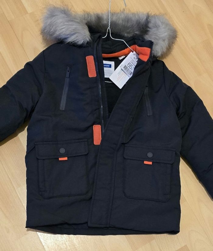 (Neuf non porté) 🏷😍🤩💙superbe parka 5ans garçon 💙😍