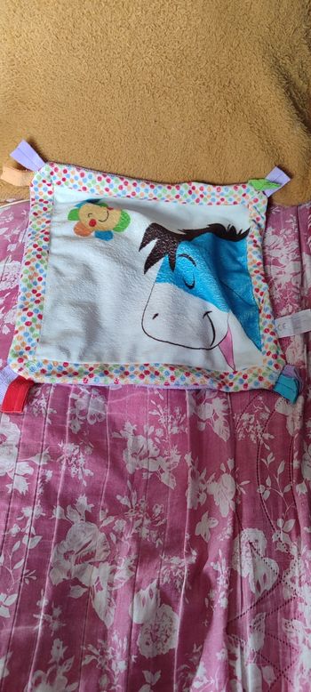 Doudou bourriquet plat 