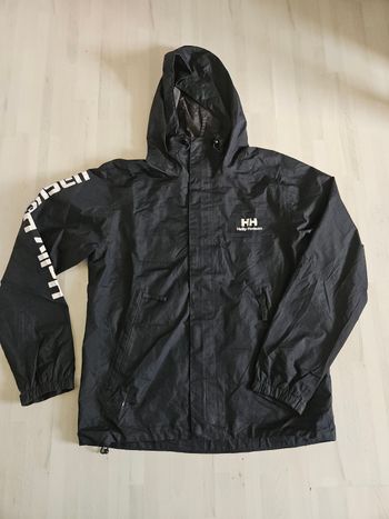 veste imperméable pour homme helly hansen noire taille S très bon état 