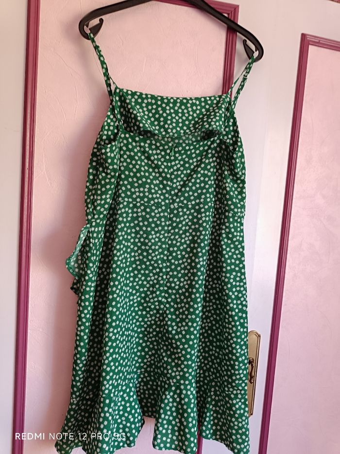 Robe verte à bretelles T.XL (42) J.Riu - photo numéro 5