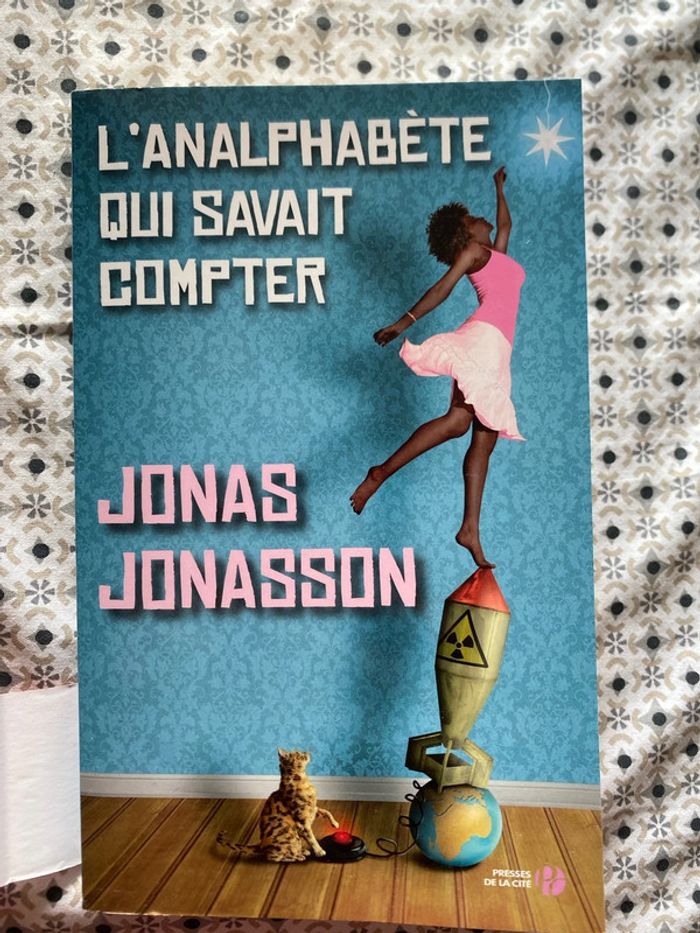 L’analphabète qui savait compter de Jonas Jonasson - photo numéro 4