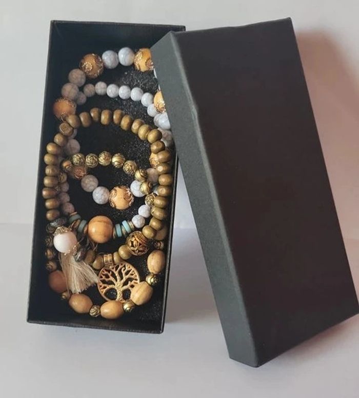 🎁 Bel ensemble de 4 bracelets en bois Neuf marron et blanc ! - photo numéro 3