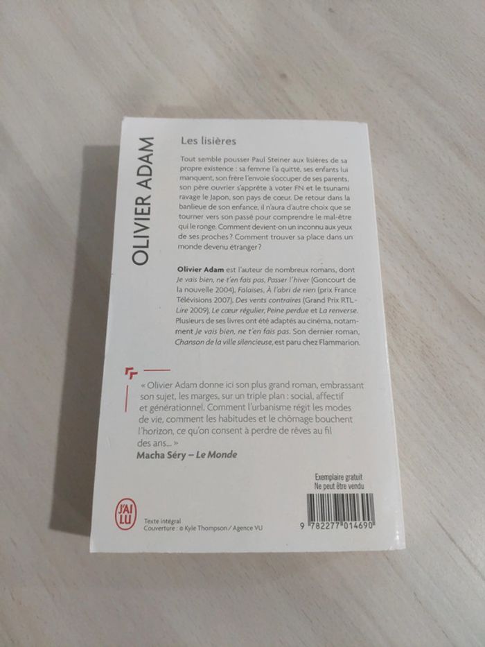 Livre poche Les lisières Adam Olivier - photo numéro 5