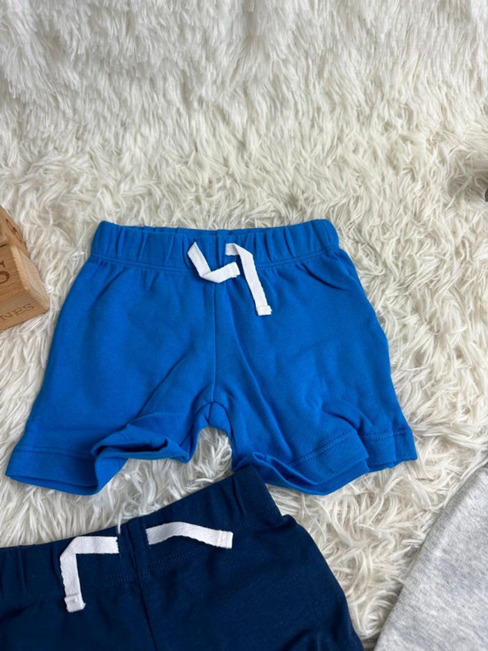 Lot de 3 shorts Amazon essential taille 6 mois - photo numéro 4