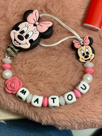 Attache tétine Leyna